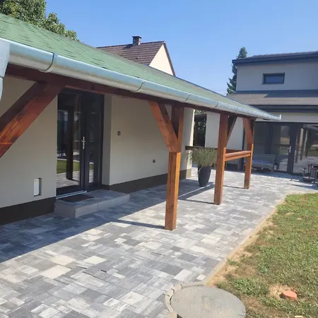 Spirit Apartman Villany Exterior photo